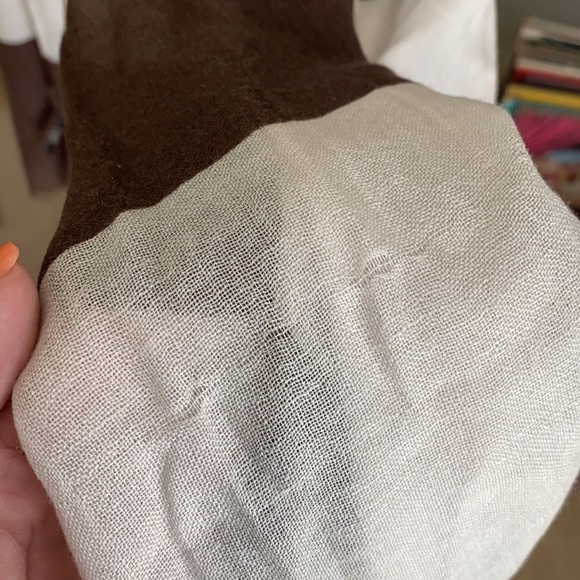 Henri Bendel scarf brown and cream - Picture 4 of 6